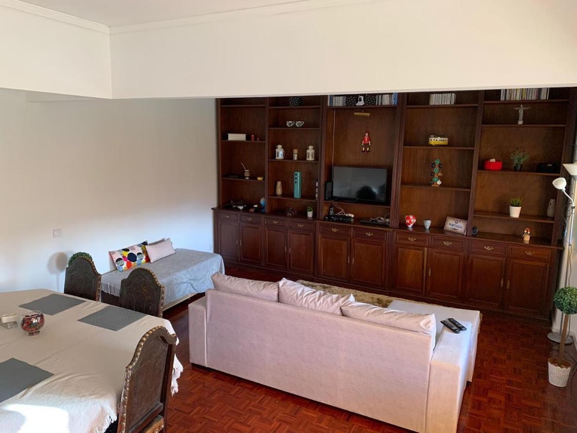 Rostelbem Bed & Breakfast Lisbon
